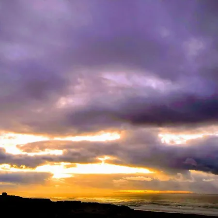 Praia Del Rey Seaview Διαμέρισμα *