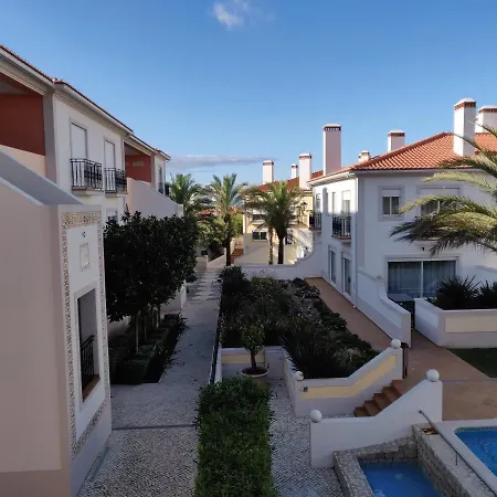 Διαμέρισμα Praia Del Rey Seaview *